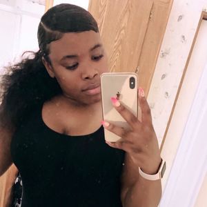 Meet your Posher, Jakeela